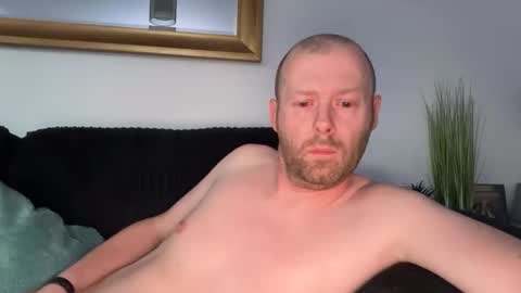 ukmatty3 online show from 30, 4, 2026