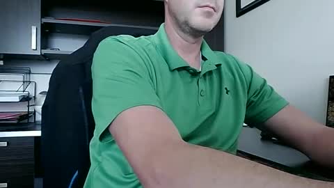 Snapshot of ultratac1 chatting on 18, 11, 2025 Ultra online show from 18, 11, 2025