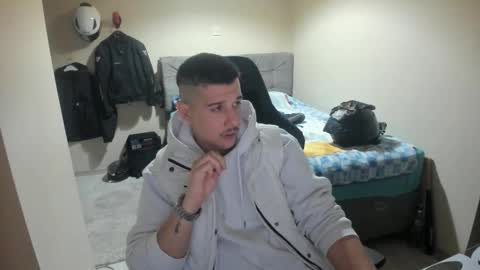 Snapshot of ulxer chatting on 30, 4, 2026 hi im mike tyson - online show from 30, 4, 2026