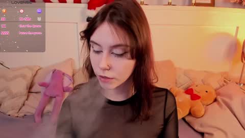 Una  online show from 4, 1, 2025