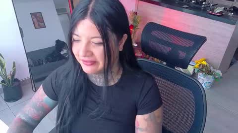 Franchesca  online show from 2, 12, 2025