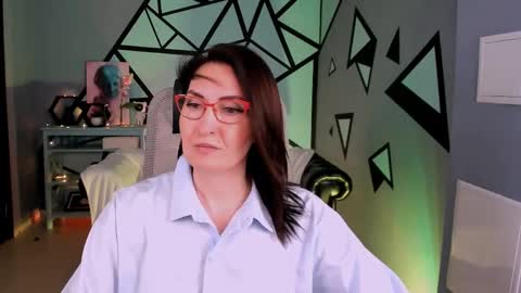 UnaTera online show from 3, 4, 2026