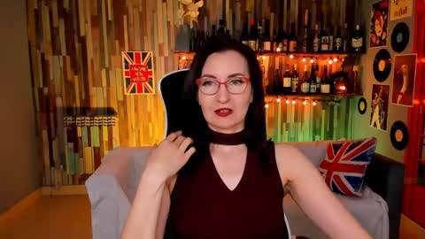 Snapshot of unatera chatting on 26, 4, 2026 UnaTera online show from 26, 4, 2026