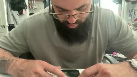 Snapshot of uncutbeard129840 chatting on 20, 10, 2025 uncutbeard129840 online show from 20, 10, 2025