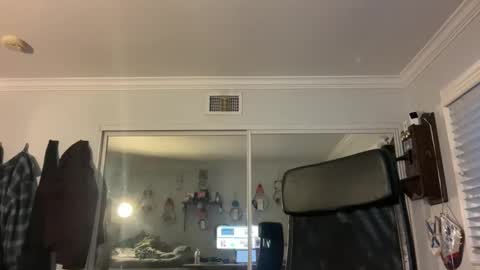 Snapshot of uncutbeard129840 chatting on 12, 5, 2026 uncutbeard129840 online show from 12, 5, 2026