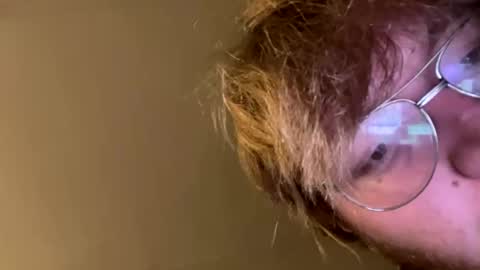 Snapshot of uncutcock44777 chatting on 5, 5, 2026 uncutcock44777 online show from 5, 5, 2026