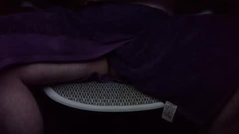 Under the desk online show from 17, 12, 2025