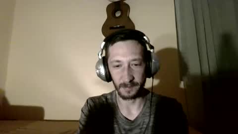 Snapshot of underguy19 chatting on 21, 4, 2026 underguy19 online show from 21, 4, 2026