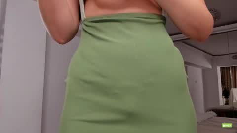 Snapshot of unforgettable_s chatting on 2, 4, 2026 Silvia online show from 2, 4, 2026