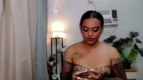 Snapshot of unforgettable_sin chatting on 16, 9, 2025 Bella Shamara Odett online show from 16, 9, 2025
