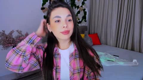 Patricia online show from 2, 2, 2025