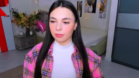 Patricia online show from 9, 3, 2025