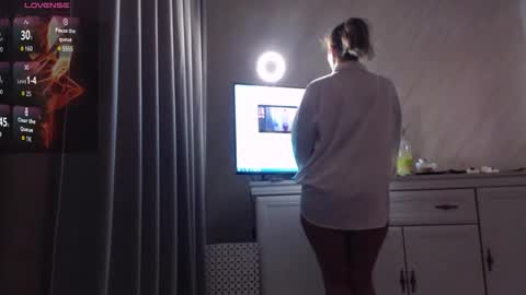 Snapshot of unfulfilledwife chatting on 29, 4, 2026 Eva online show from 29, 4, 2026
