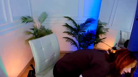 Call me Mira  thumbs up its make me happy online show from 16, 11, 2025