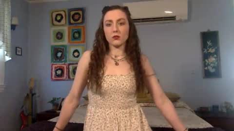 Snapshot of unicornfairy55 chatting on 13, 2, 2026 Lola Moonstone online show from 13, 2, 2026