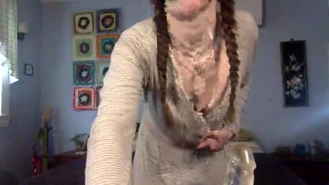 Snapshot of unicornfairy55 chatting on 14, 2, 2026 Lola Moonstone online show from 14, 2, 2026