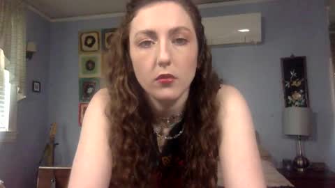 Snapshot of unicornfairy55 chatting on 13, 3, 2026 Lola Moonstone online show from 13, 3, 2026
