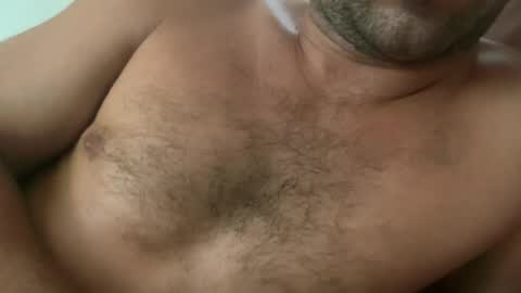 Snapshot of universalstudihoes chatting on 17, 9, 2025 universalstudihoes online show from 17, 9, 2025