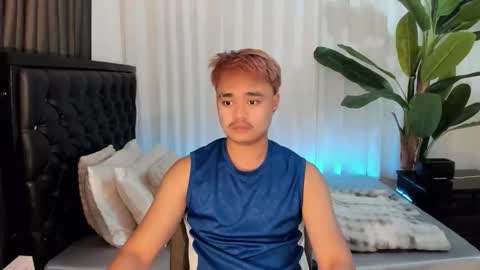 Snapshot of unloadedcumxxx chatting on 5, 10, 2025 Miss online show from 5, 10, 2025