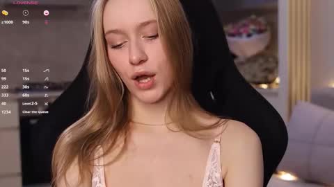 UnnaBella online show from 26, 11, 2025