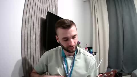 Snapshot of unnknow2024 chatting on 25, 2, 2025 SlavaVibes online show from 25, 2, 2025