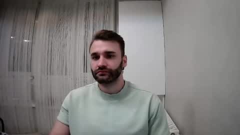 Snapshot of unnknow2024 chatting on 30, 9, 2025 SlavaVibes online show from 30, 9, 2025