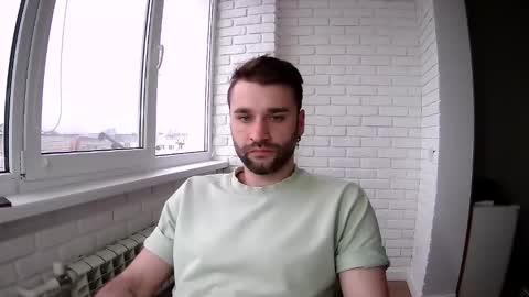 Snapshot of unnknow2024 chatting on 31, 3, 2026 SlavaVibes online show from 31, 3, 2026