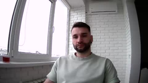 Snapshot of unnknow2024 chatting on 1, 4, 2026 SlavaVibes online show from 1, 4, 2026