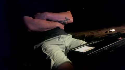 untouchableace84 online show from 2, 11, 2025