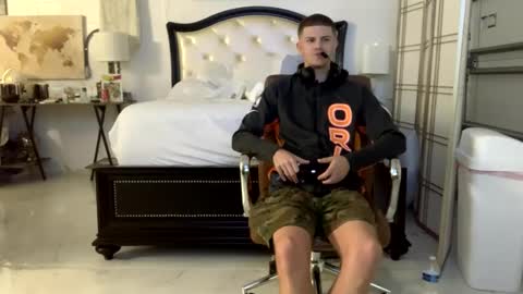 Stepbro online show from 10, 2, 2025