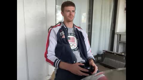 Stepbro online show from 4, 3, 2025