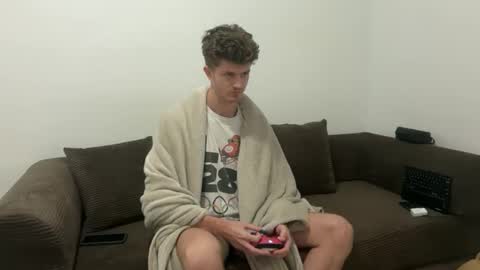 Snapshot of unverifiedbwc chatting on 18, 4, 2026 Stepbro online show from 18, 4, 2026