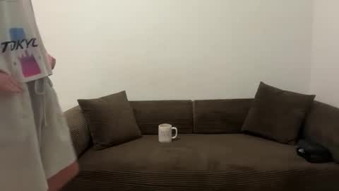 Snapshot of unverifiedbwc chatting on 28, 4, 2026 Stepbro online show from 28, 4, 2026