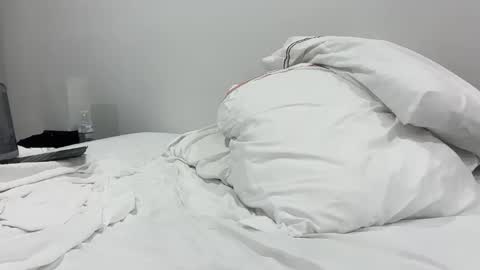 Snapshot of unverifiedbwc chatting on 9, 5, 2026 Stepbro online show from 9, 5, 2026
