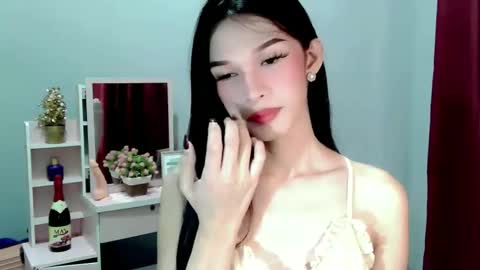 Snapshot of ur_asianbabexxx chatting on 17, 12, 2025 ur_asianbabexxx online show from 17, 12, 2025