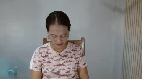 Snapshot of ur_asianbemvie69 chatting on 19, 6, 2026 bemvie online show from 19, 6, 2026