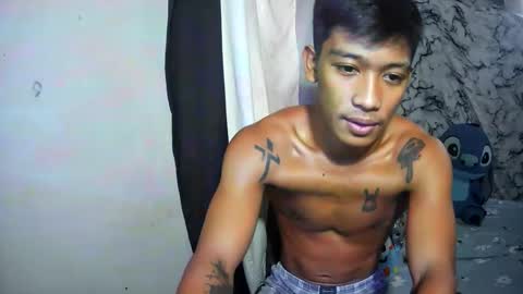 Snapshot of ur_asianpinoy chatting on 11, 11, 2025 ur_asianpinoy online show from 11, 11, 2025