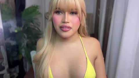 Snapshot of ur_bombshellpatty chatting on 17, 5, 2026 ur_bombshellpatty online show from 17, 5, 2026