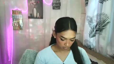 ur_dazzlingmorenaxx online show from 20, 4, 2026