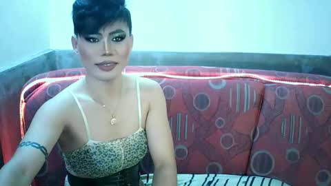 Snapshot of ur_dominatrix chatting on 19, 3, 2026 MISS ANNA online show from 19, 3, 2026