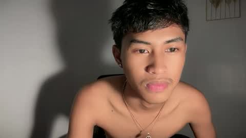 ur_fuckerbttm online show from 7, 10, 2025