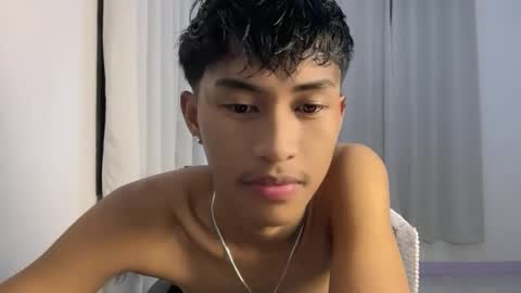 ur_fuckerbttm online show from 29, 10, 2025