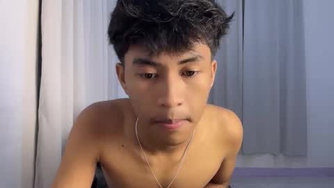 ur_fuckerbttm online show from 26, 11, 2025