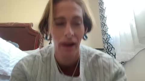 Snapshot of ur_goddess_daylee chatting on 4, 12, 2025 Goddess online show from 4, 12, 2025