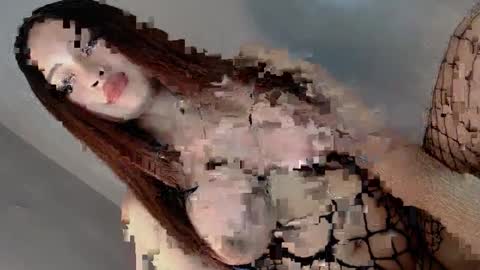 Snapshot of ur_infatuation chatting on 12, 1, 2025 Lola online show from 12, 1, 2025