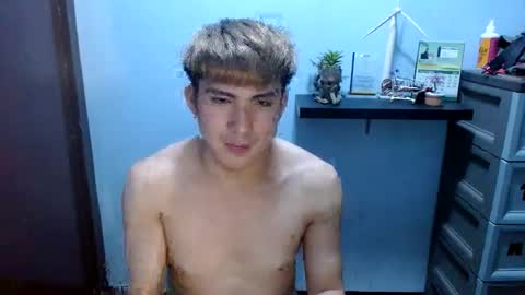 Snapshot of ur_jayqutee chatting on 28, 2, 2025 Ur jayqutee online show from 28, 2, 2025