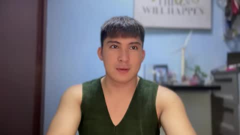 Snapshot of ur_jayqutee chatting on 13, 11, 2025 Ur jayqutee online show from 13, 11, 2025