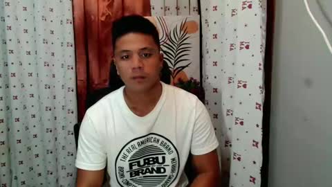 Snapshot of ur_pinoydave chatting on 15, 2, 2025 Dave online show from 15, 2, 2025