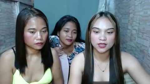 Snapshot of ur_prettymitch chatting on 8, 10, 2025 ur_prettymitch online show from 8, 10, 2025