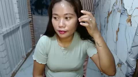 Snapshot of ur_prettymitch chatting on 15, 12, 2025 ur_prettymitch online show from 15, 12, 2025